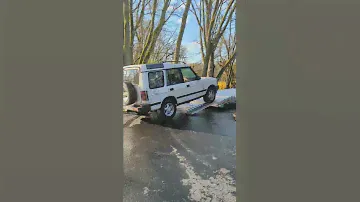1998 #landrover #discovery1 off to the building!