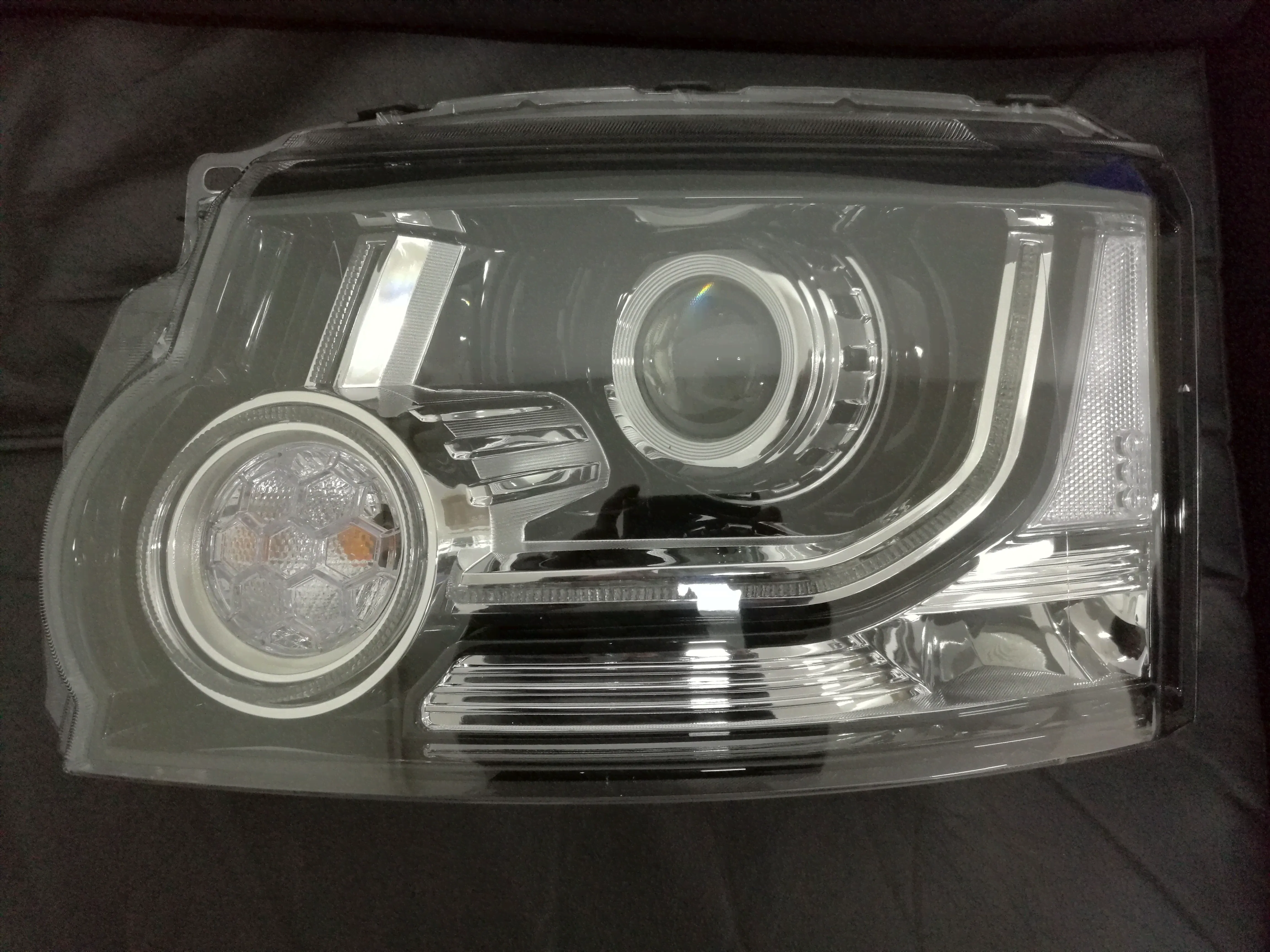 Фары головного света Land Rover Discovery 4 2014+-2
