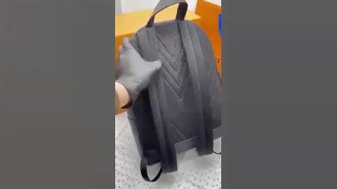 Рюкзак Takeoff LOUIS  VUITTON черный