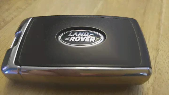 Замена батареи дистанционного ключа Land / Range Rover 2018–2020 годов — своими руками