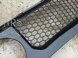 Решетка радиатора Kahn Design на Land Rover Discovery 4 2009-2013