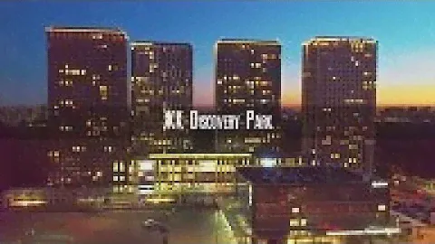 м. Ховрино. ЖК Discovery park ночью.